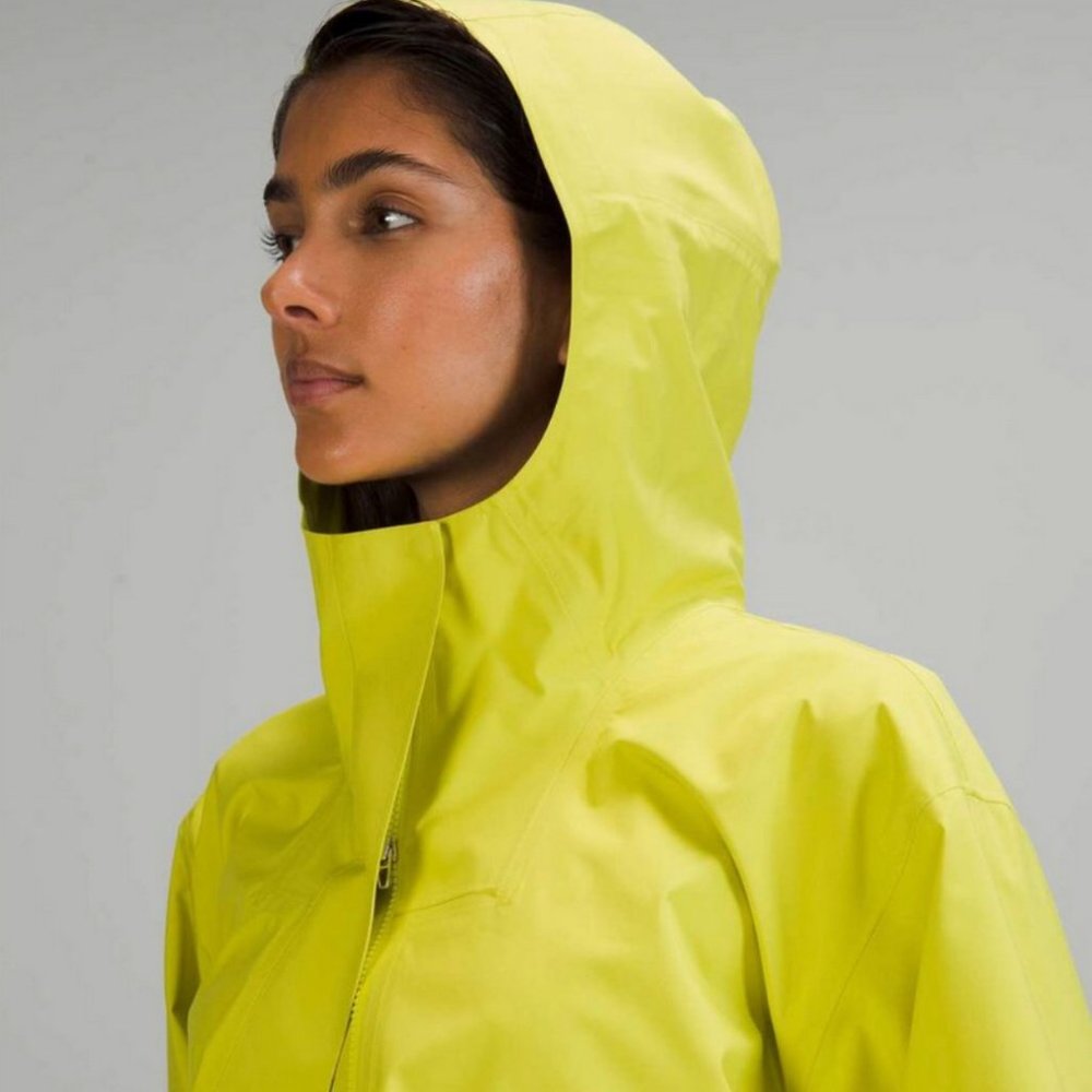 lululemon Lab Waterproof Shell - Picture 3 of 13